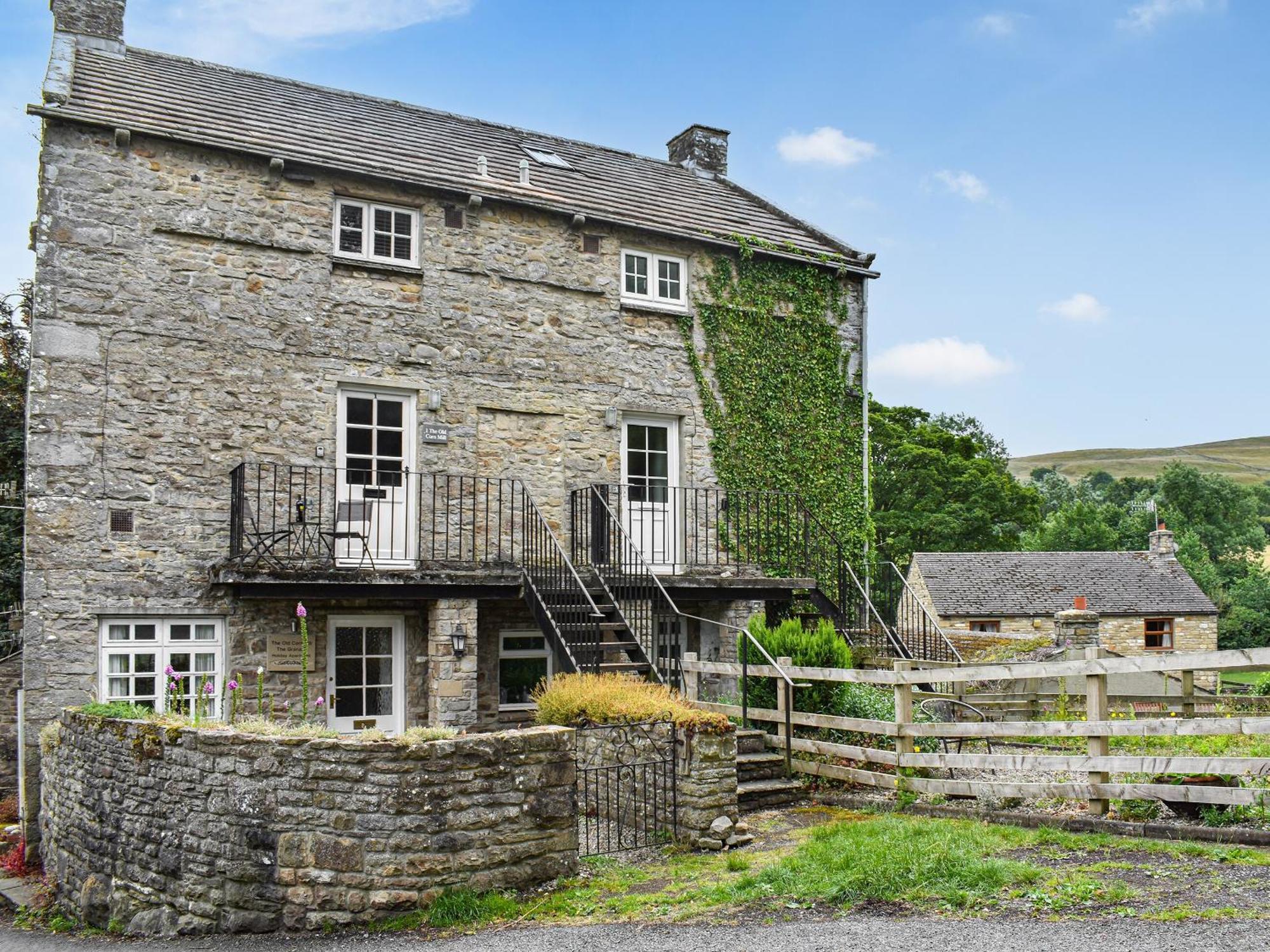 Villa 1 The Old Corn Mill West Burton Esterno foto